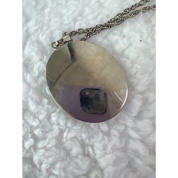 Vintage Faux turquoise and silver plated locket Large w/ necklace - Picture 3 of 8